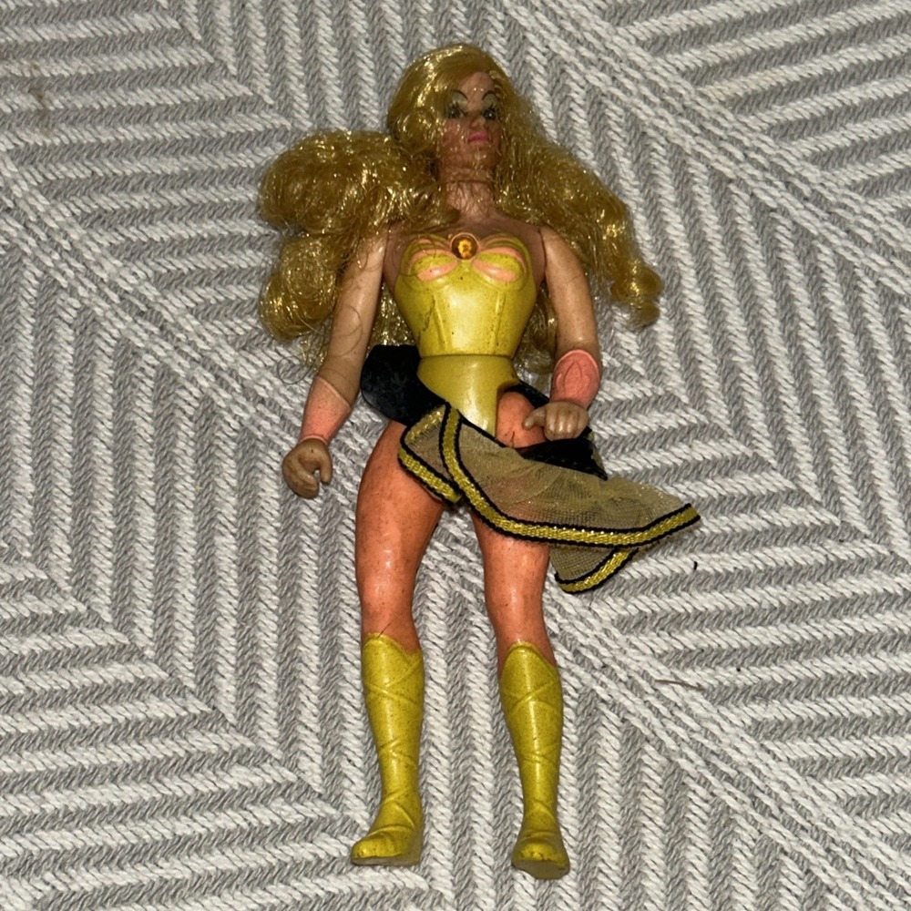 Vintage 1984 SHE-RA‎ Princess of Power SWEET BEE Figure with Skirt